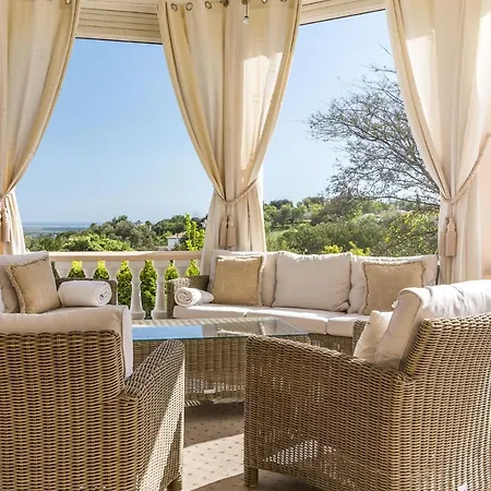 Luxury Villa, Private Pool, Cinema, Games Room, Hot Tub, Ocean View, Tennis Courts Villa Loulé