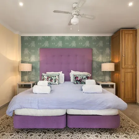 Luxury Villa, Private Pool, Cinema, Games Room, Hot Tub, Ocean View, Tennis Courts Loulé