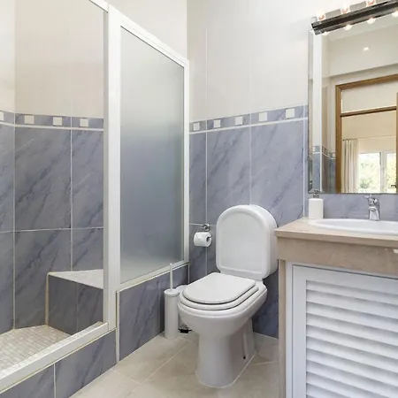 Villa Luxury Villa, Private Pool, Cinema, Games Room, Hot Tub, Ocean View, Tennis Courts Loulé